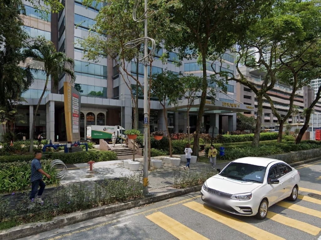 Uptown 5 Damansara Uptown Office For Rent, 2,790 sf, Malaysia Digital Status, Freehold – commercial for rent in Damansara Utama, Petaling Jaya (photo 1 of 5)