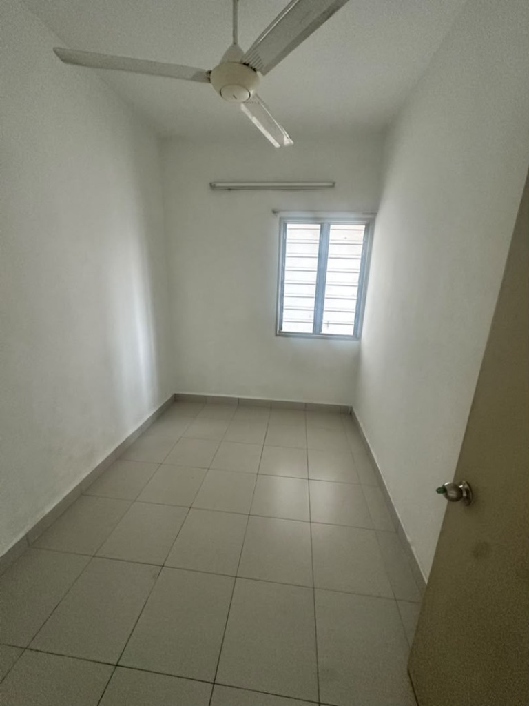 Akasia Apartment, Bandar Botanik – Apartment for Rent