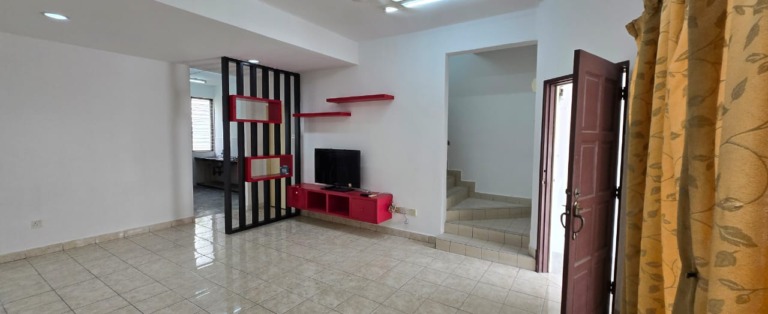 Puchong Taman Putra Prima 2 Storey Terrace House Ready for Sale Now