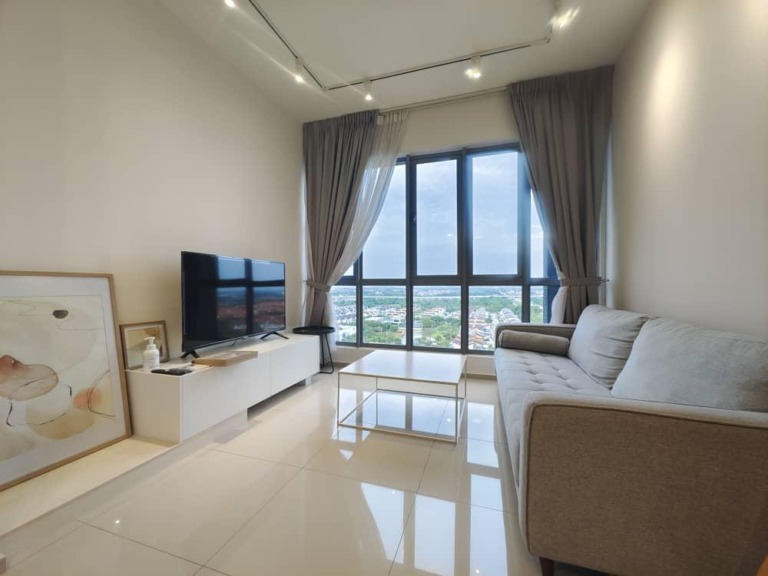 Andaman, Gravit 8, Klang For Rent