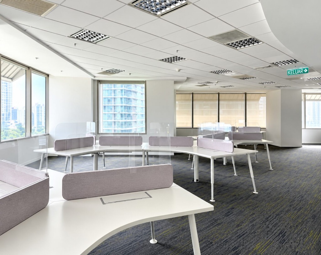 Menara Maxis KLCC Fully Fitted Office For Rent – office for rent in Kuala Lumpur (photo 3 of 5)