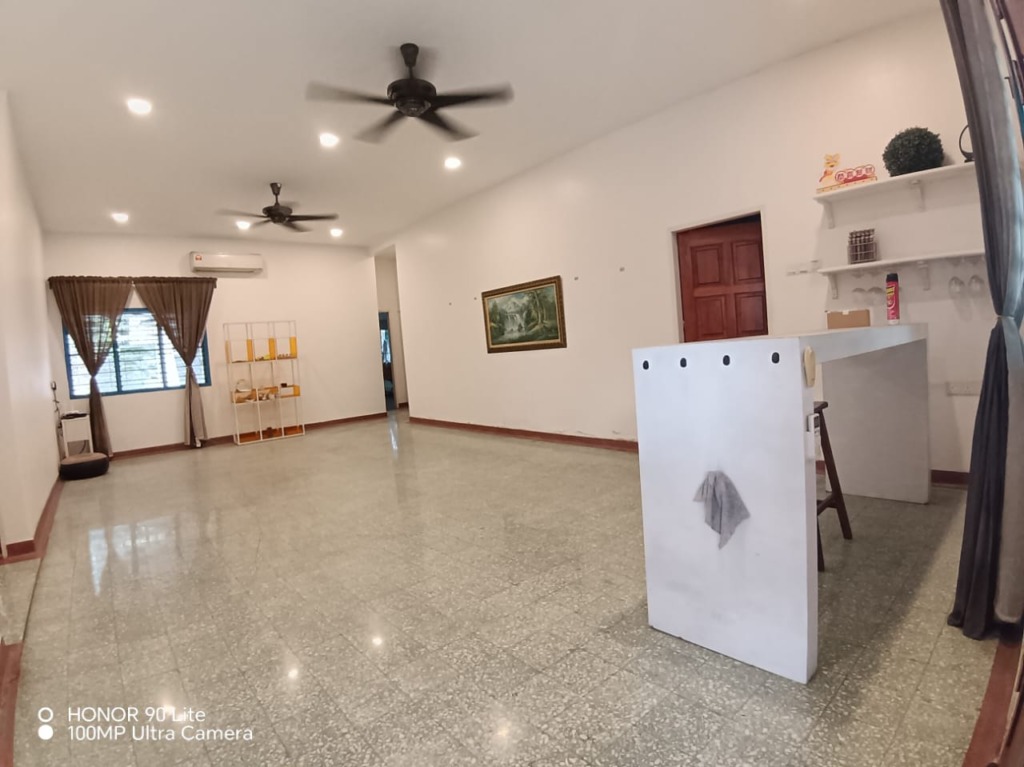 Fully Furnished Single Storey Bungalow House for Rent – 5 bedroom bungalow house for rent in Klang, Selangor (photo 2 of 18)